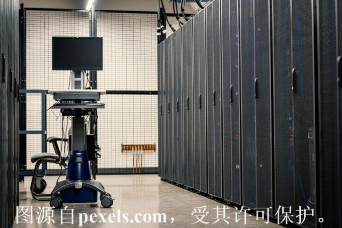 不用备案的服务器