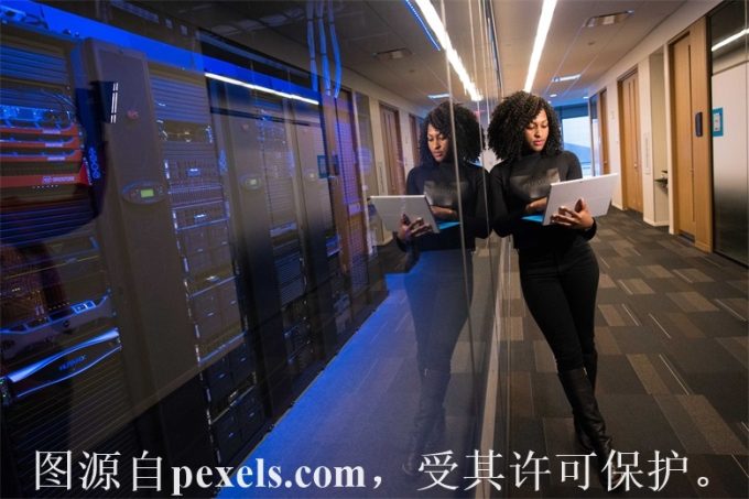 域名到期后备案还在吗